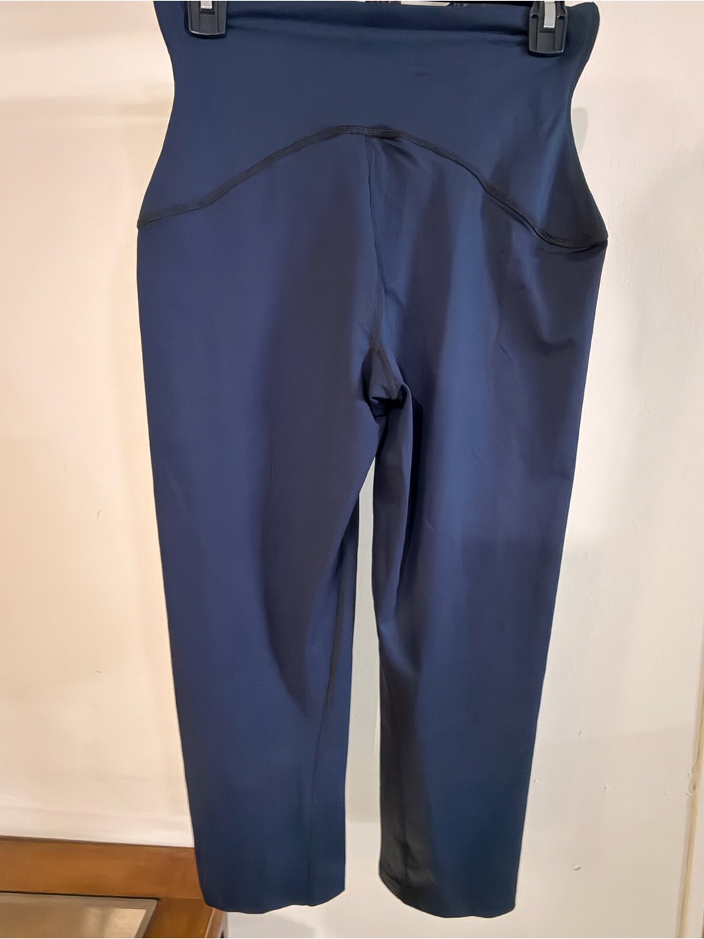 SPANX Navy High Rise Shaping Capri Leggings XL Pull On Activewear Workout Shape - Picture 2 of 8
